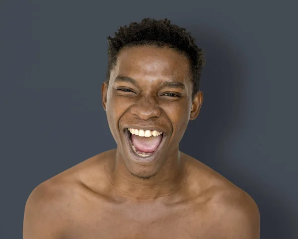 Erwachsener afrikanisch-amerikanischer mann — Stockfoto