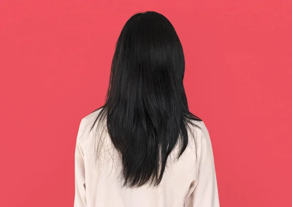 Mulher com cabelo escuro — Fotografia de Stock