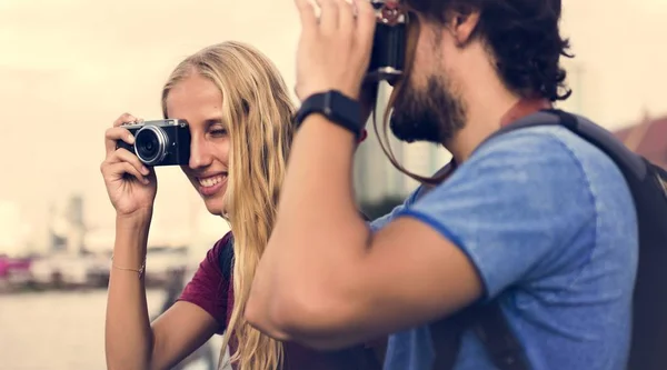 Pareja tomando fotos — Foto de Stock