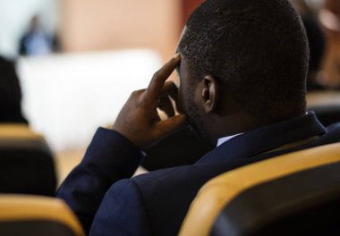 Uluslararası Konferansı'nda Afrika adam 