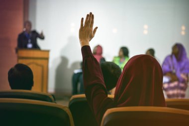 İttifak'ın toplantı iş hoparlör ile