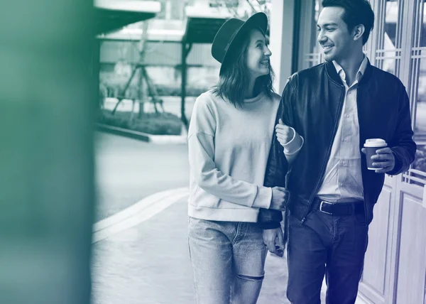 Couple spending time together — Stock Photo, Image