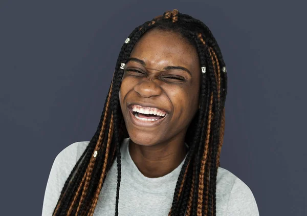 Chica sonriente en el estudio — Foto de Stock