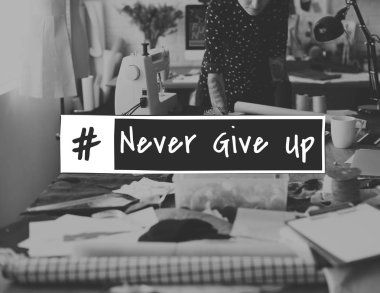 Moda Tasarımcısı Showroom çizim