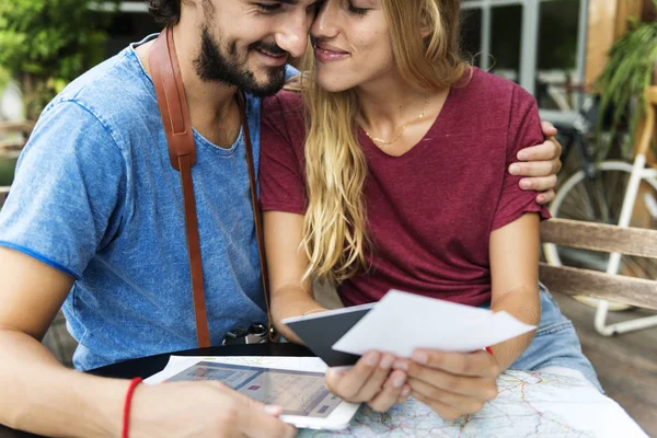 Gelukkig paar in liefde — Stockfoto