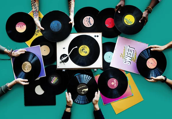 Tabla con discos de vinilo — Foto de Stock