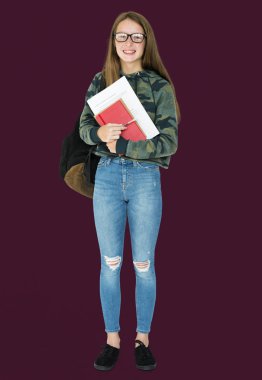 Öğrenci holding ders kitabı