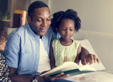 babası kızı ile vakit