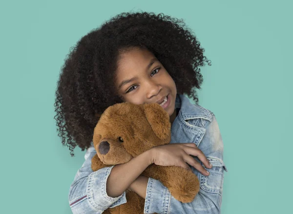 Lány ölelés Teddy Bear — Stock Fotó