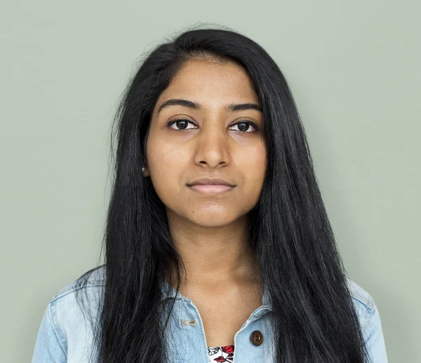 Young indian woman face — Stock Photo, Image