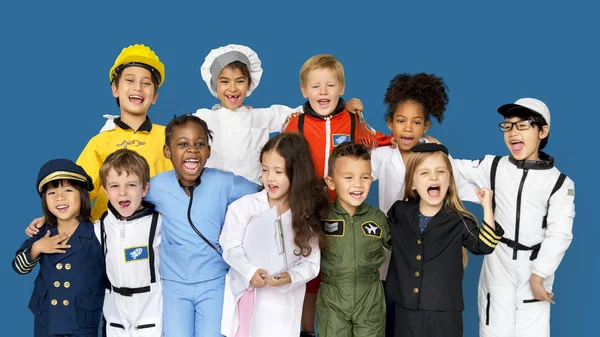 Bambini in costume di varie professioni — Foto Stock