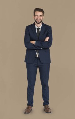 Yakışıklı sakallı adam. 