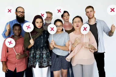 İnsanların birlikte farklı grup 