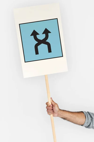 Mão humana segurando cartaz de protesto — Fotografia de Stock