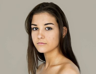 Kadın bakan yüzü ile