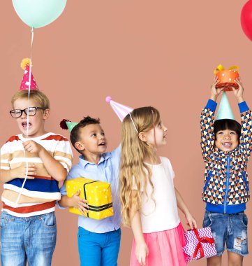 parti çok ırklı çocuklar