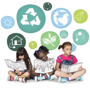 çok ırklı kızlar kitap okuma