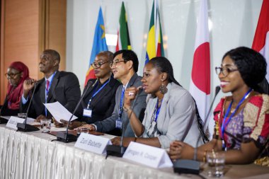 Konferans Uluslararası insanlar