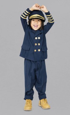 mutlu küçük çocuk Pilot kostüm