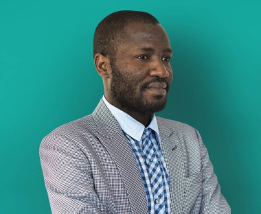 Yetişkin Afrika kökenli Amerikalı adam 