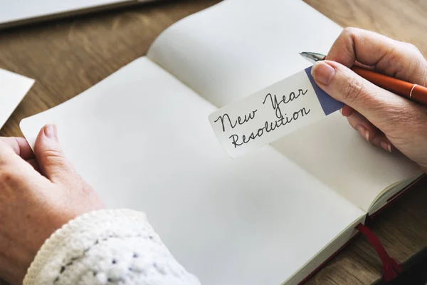 Tarjeta de mano femenina con inscripción — Foto de Stock