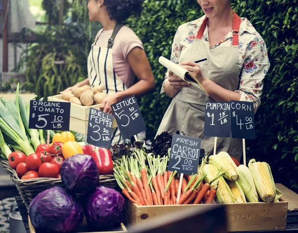 Gente Comprando Tienda Comestibles Orgánicos Con Verduras Fotoset Original — Foto de Stock