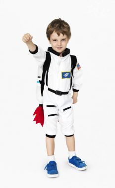 astronot kostüm jetpack ile çocuk