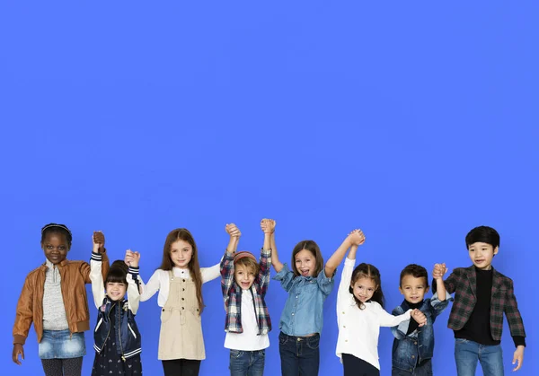 Heureux enfants multiethniques — Photo