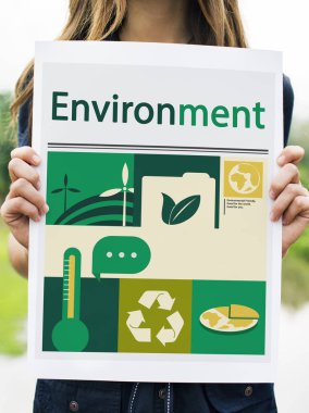 kadın holding tasarlamak 