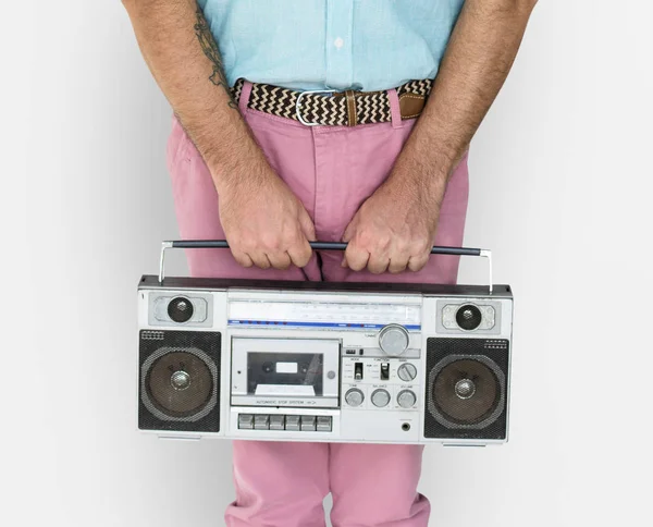 Homem segurando Jukebox — Fotografia de Stock