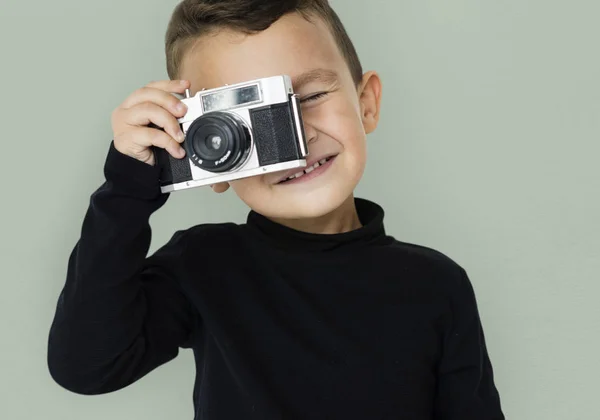 Foto van de jongen nemen met Camera — Stockfoto