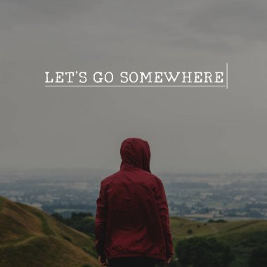 Kırmızı ceketli adamı 