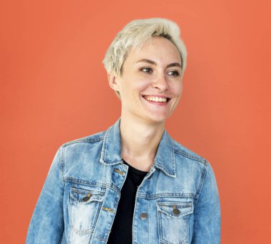 Güzel Sarışın Kadın