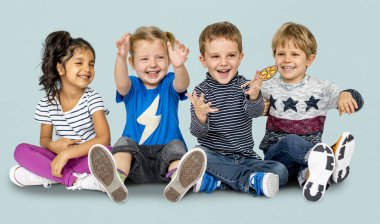 İlköğretim yaş erkek ve kız