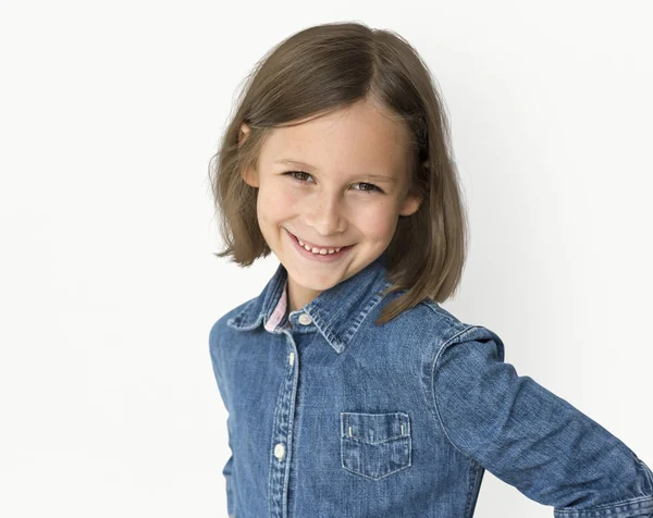 Μικρό κορίτσι φορώντας τζιν πουκάμισο — Φωτογραφία Αρχείου