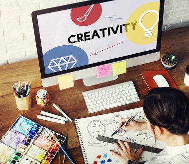 Tasarımcı kadın çizme 