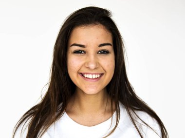  gülümseyen kız bir stüdyoda olduğunu 