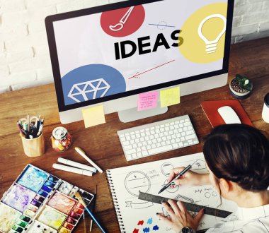 Tasarımcı kadın çizme 