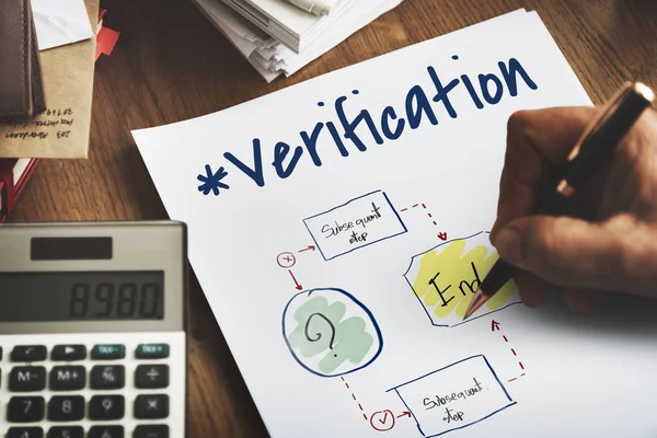 Hand van tekening verificatie concept — Stockfoto