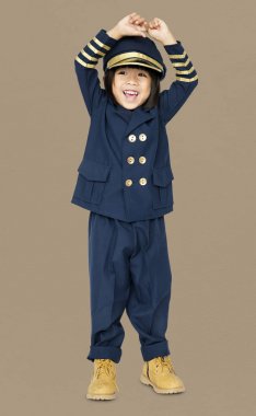 mutlu küçük çocuk Pilot kostüm