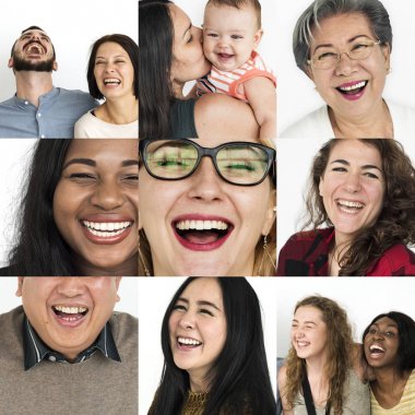 Çeşitlilik kişi gülüyor