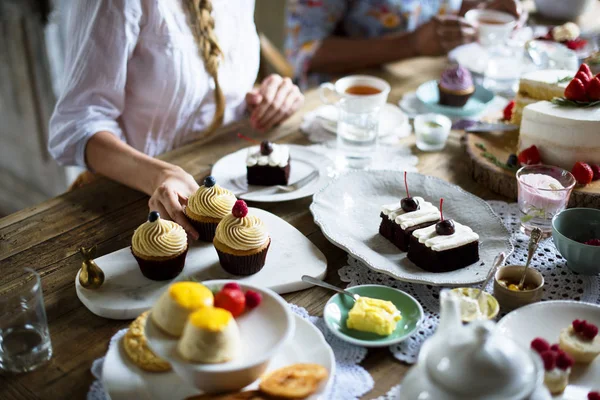 Friends Gathering on Tea Party — Stock Photo, Image