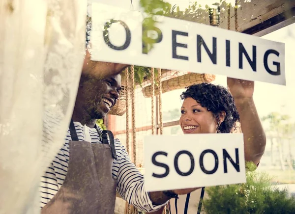 African couple has small business — Stock Photo, Image