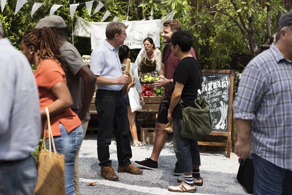 People at local food festival — Stock Photo, Image