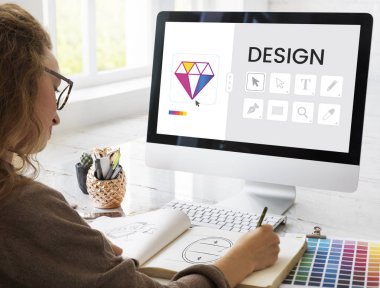 albümde çizim Tasarımcısı