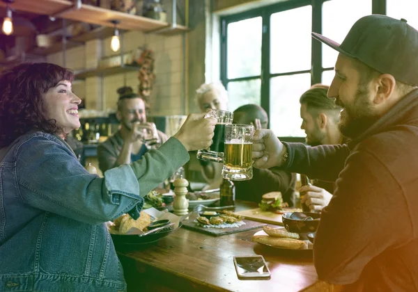 Group of friends having beer — Stock Photo, Image
