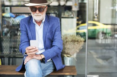 Kıdemli mobil tarama