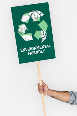 İnsan elini tutarak protesto afiş