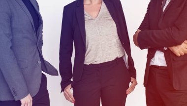 Takım elbiseli iş adamları