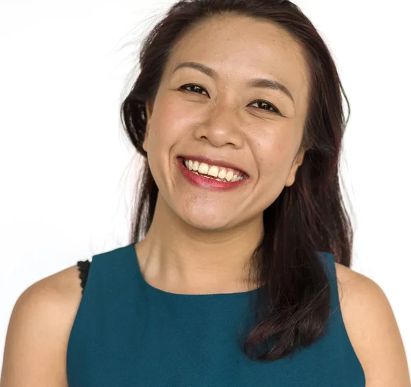 Lachende aziatische vrouw — Stockfoto